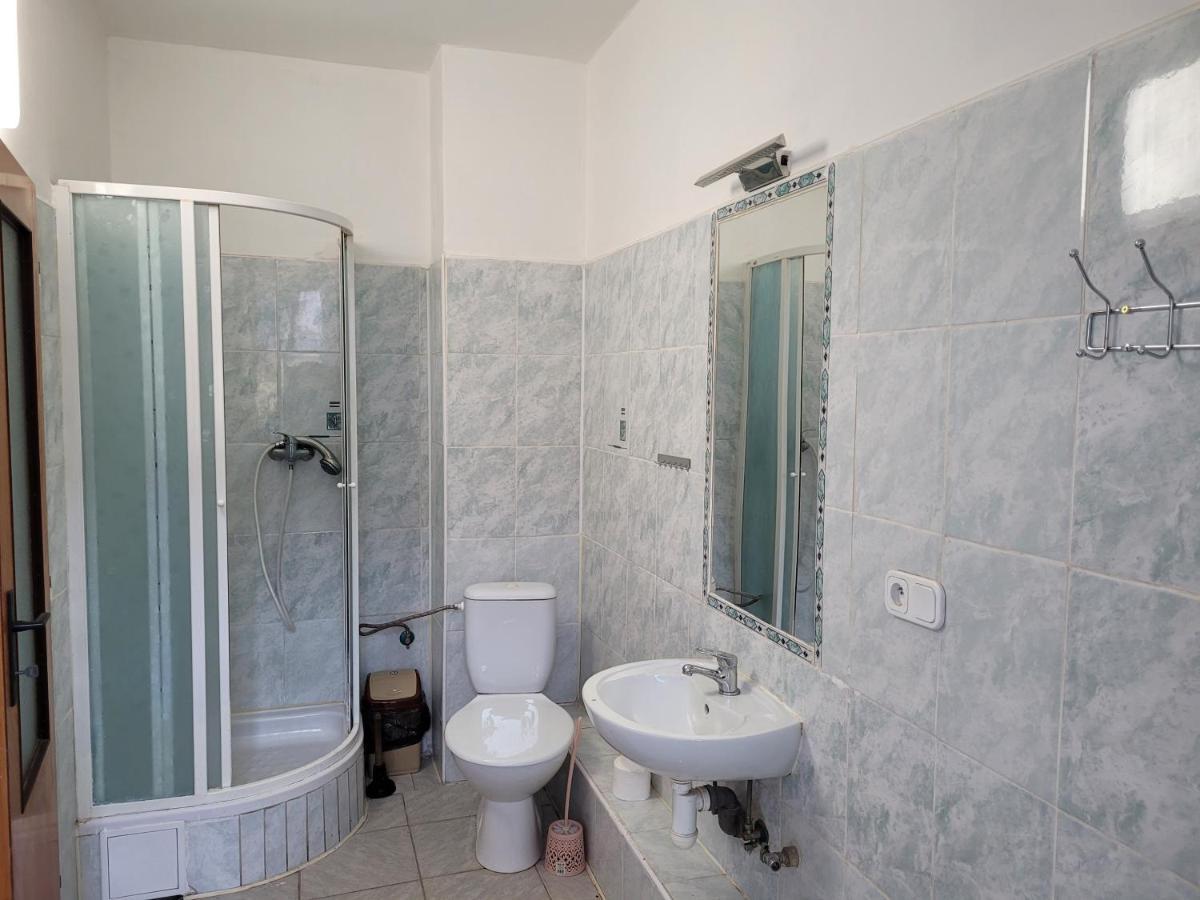 Studentska Apartments Карлові Вари Екстер'єр фото