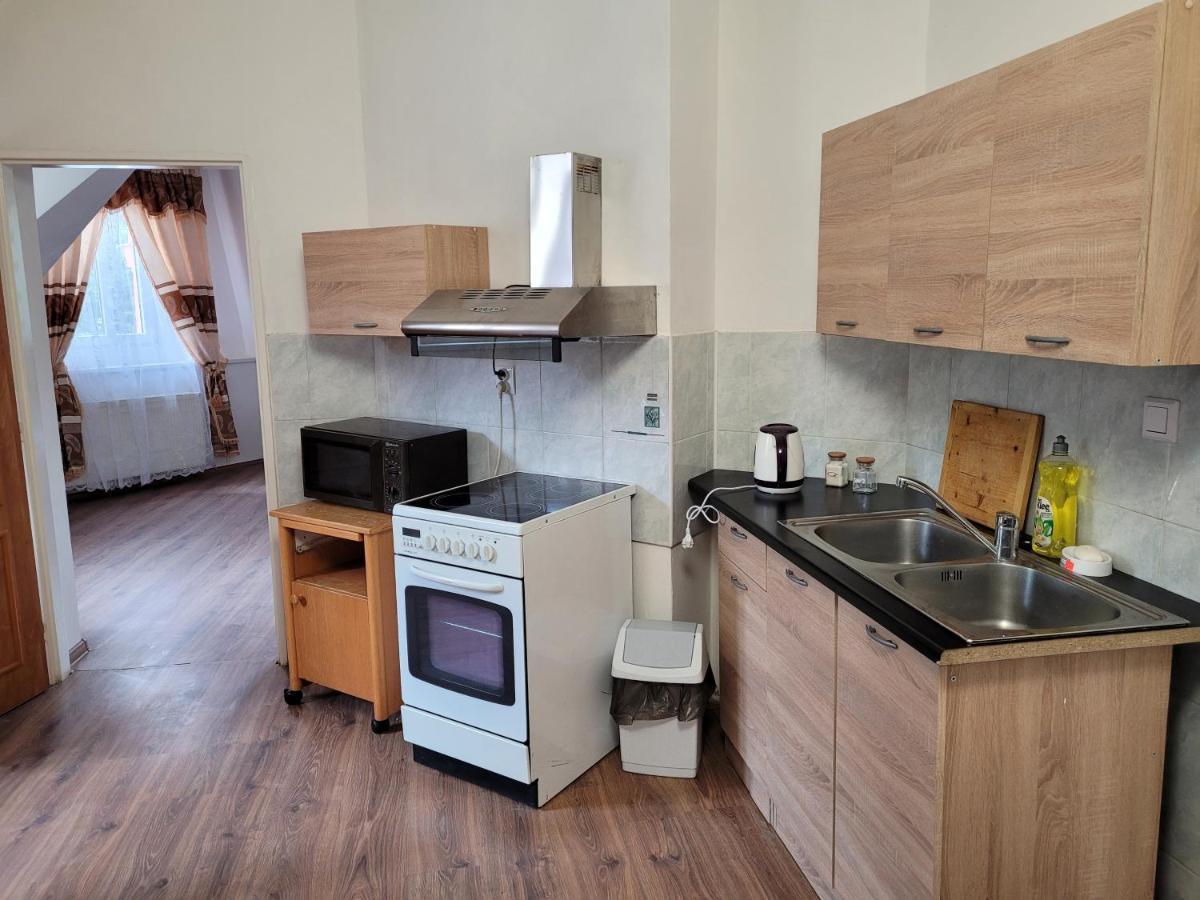 Studentska Apartments Карлові Вари Екстер'єр фото