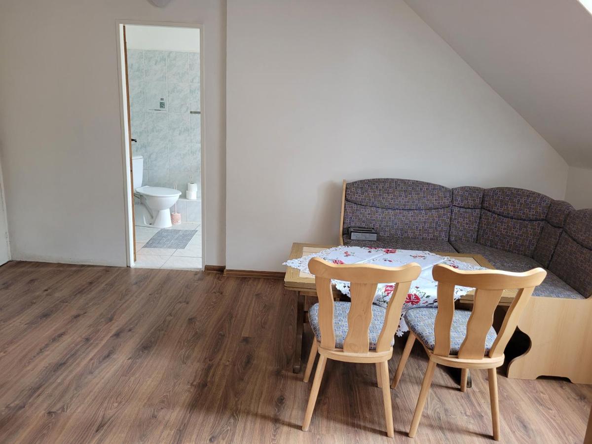 Studentska Apartments Карлові Вари Екстер'єр фото